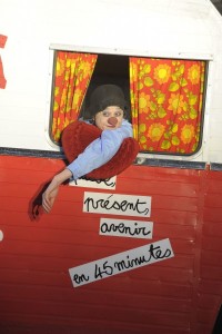 EMMA-LA-CLOWN-VOYANTE-EXTRALUCIDE