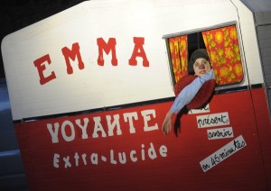 EMMA-LA-CLOWN-VOYANTE-EXTRALUCIDE