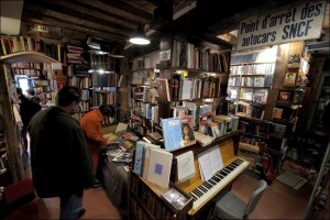 La-Librairie-Shakespeare-and-Company-Bookshop