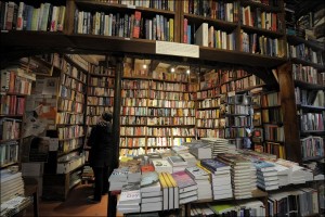 La-Librairie-Shakespeare-and-Company-Bookshop