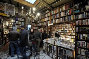 La-Librairie-Shakespeare-and-Company-Bookshop