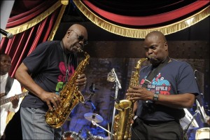 Carte-Blanche-a-Manu-DIBANGO-Special-Guest-Maceo-PARKER